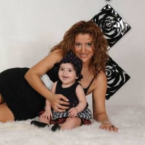 Meet your Posher, Negar